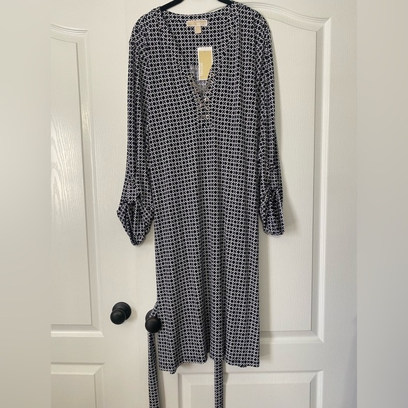 Michael Kors Pattern Midi Silver Chain Eyelet Dress Women’s Size 3X - Picture 2 of 4